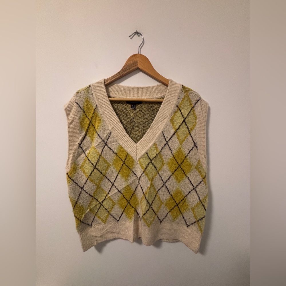 Cortefiel Argyle Sweater Vest